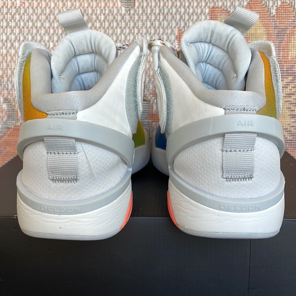 Nike Men’s Air Deldon Be True
Basketball Shoes
Summit White/Summit White - Picture 15 of 16